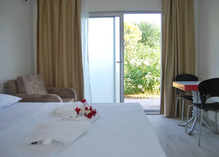 Park Aqua Hotell 2*